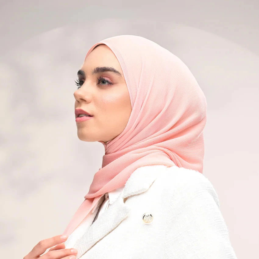 Sugarscarf wide pleat shawl candle