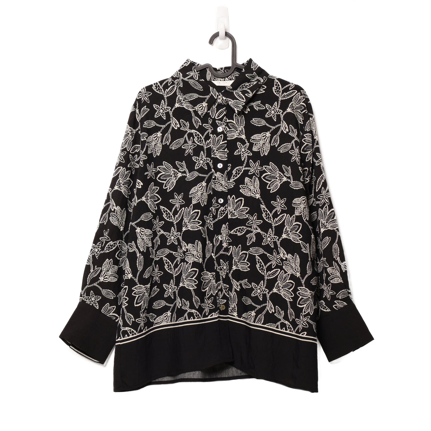 Black shirt printed floral filanto