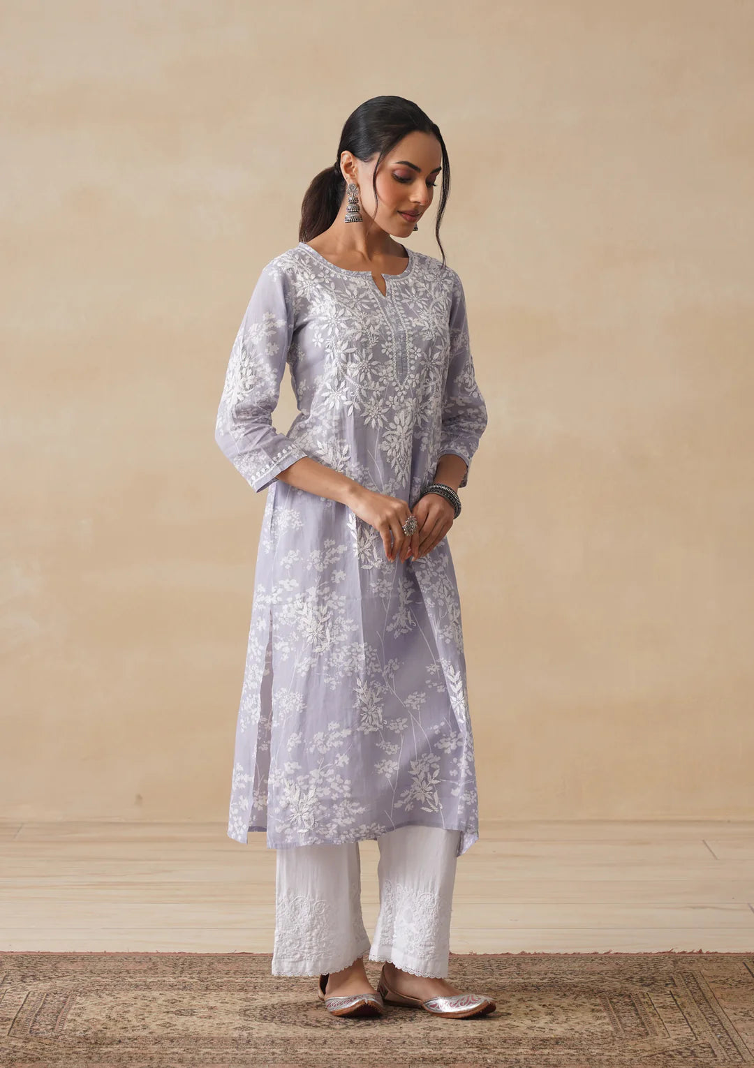 Zainab Chikankari Grey