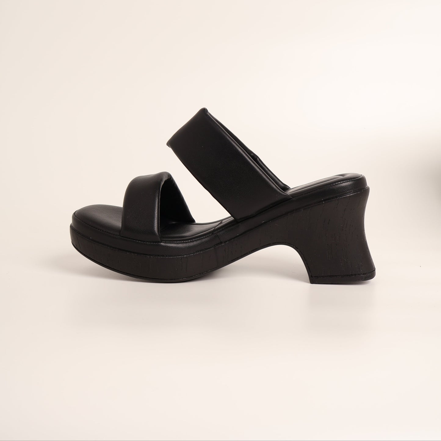 Vincci Wedge with Padded Straps