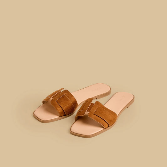 Max Textured Slip On Sandles Brown