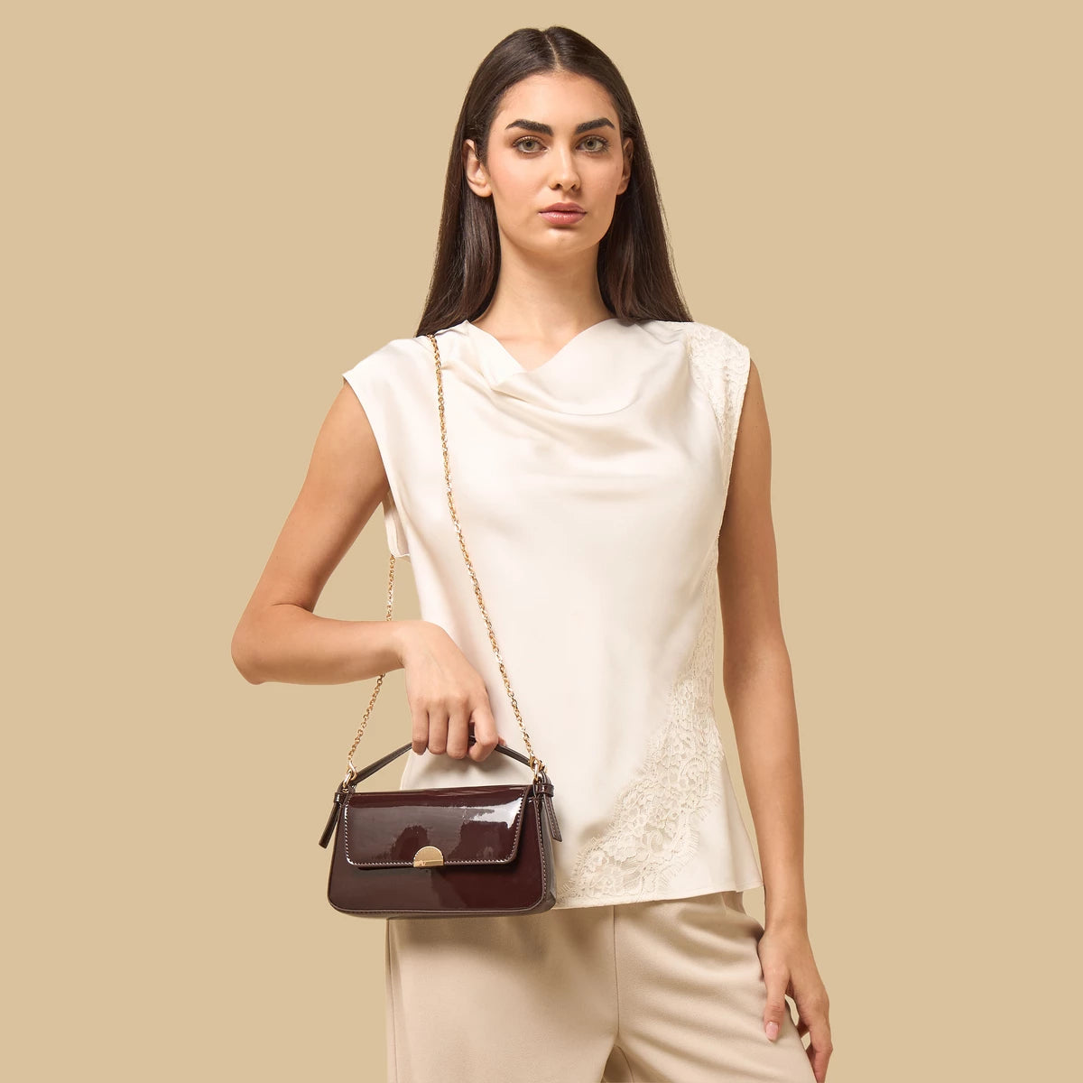 Max metallic brown bag with gold chain